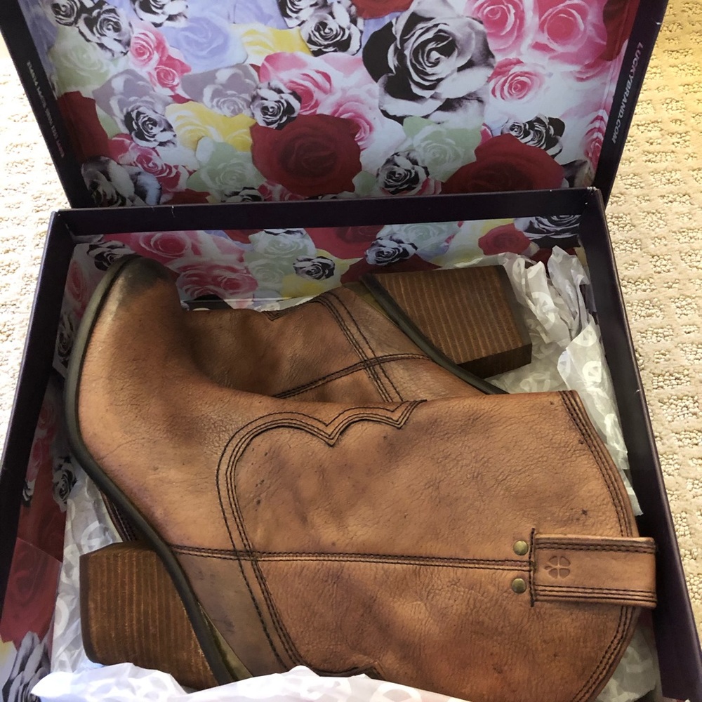 🍀Lucky Brand cowgirl boots
